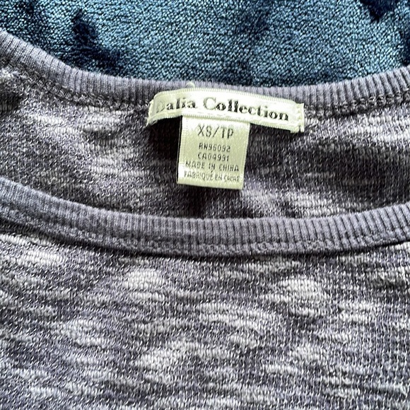 Loose fitting sweater - Picture 2 of 2